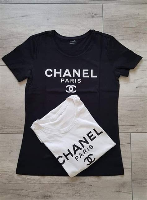 koszulki chanel damskie|Chanel Koszulki • Kupuj w kategorii: Koszulki marki Chanel online .